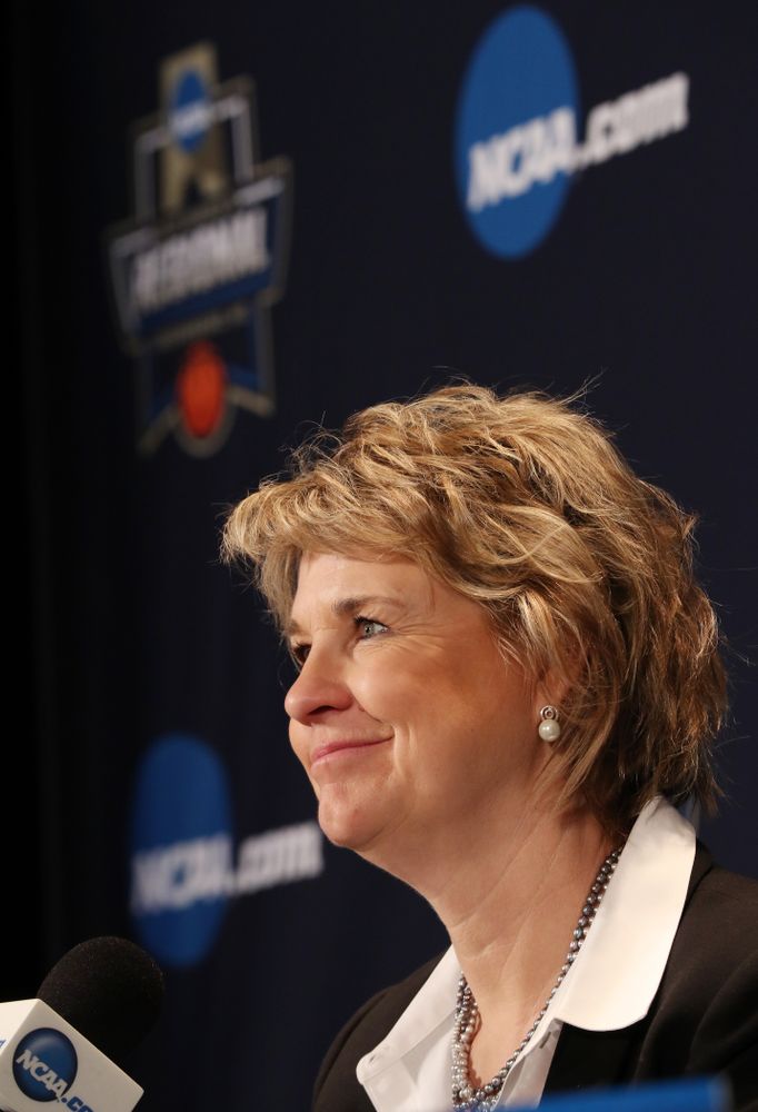 Iowa Hawkeyes head coach Lisa Bluder against the NC State Wolfpack in the regional semi-final of the 2019 NCAA Women's College Basketball Tournament Saturday, March 30, 2019 at Greensboro Coliseum in Greensboro, NC.(Brian Ray/hawkeyesports.com)
