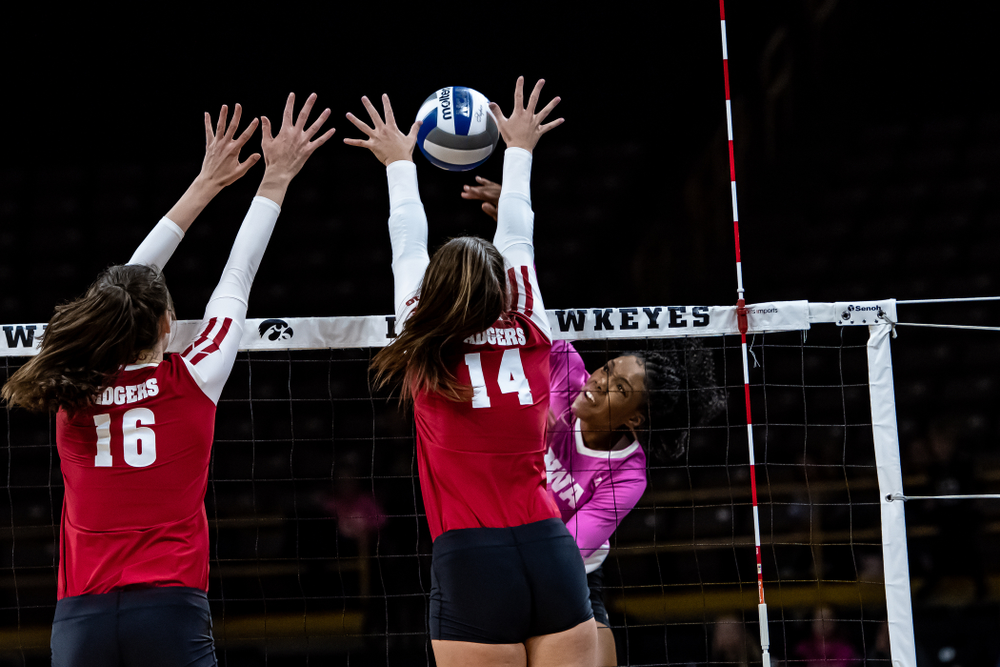 Iowa Hawkeyes outside hitter Taylor Louis (16) against the Wisconsin Badgers Saturday, October 6, 2018 at Carver-Hawkeye Arena. (Clem Messerli/Iowa Sports Pictures)