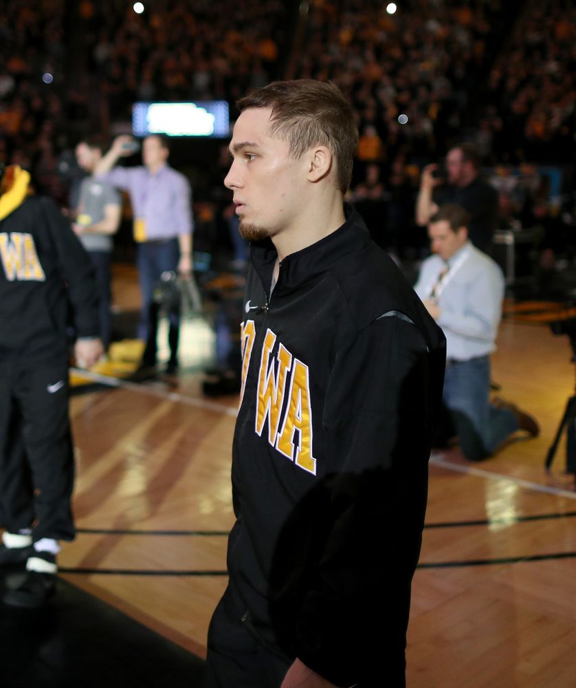 Iowa’s Spencer Lee before their meet against Penn State Friday, January 31, 2020 at Carver-Hawkeye Arena. (Brian Ray/hawkeyesports.com)