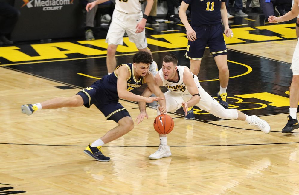 Iowa Hawkeyes guard Connor McCaffery (30) against the Michigan Wolverines Friday, February 1, 2019 at Carver-Hawkeye Arena. (Brian Ray/hawkeyesports.com)