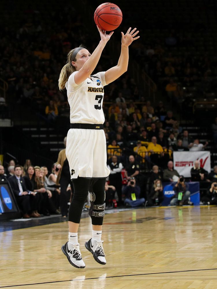 Iowa Hawkeyes guard Makenzie Meyer (3) makes a 3-pointer during the first round of the 2019 NCAA Women's Basketball Tournament at Carver Hawkeye Arena in Iowa City on Friday, Mar. 22, 2019. (Stephen Mally for hawkeyesports.com)