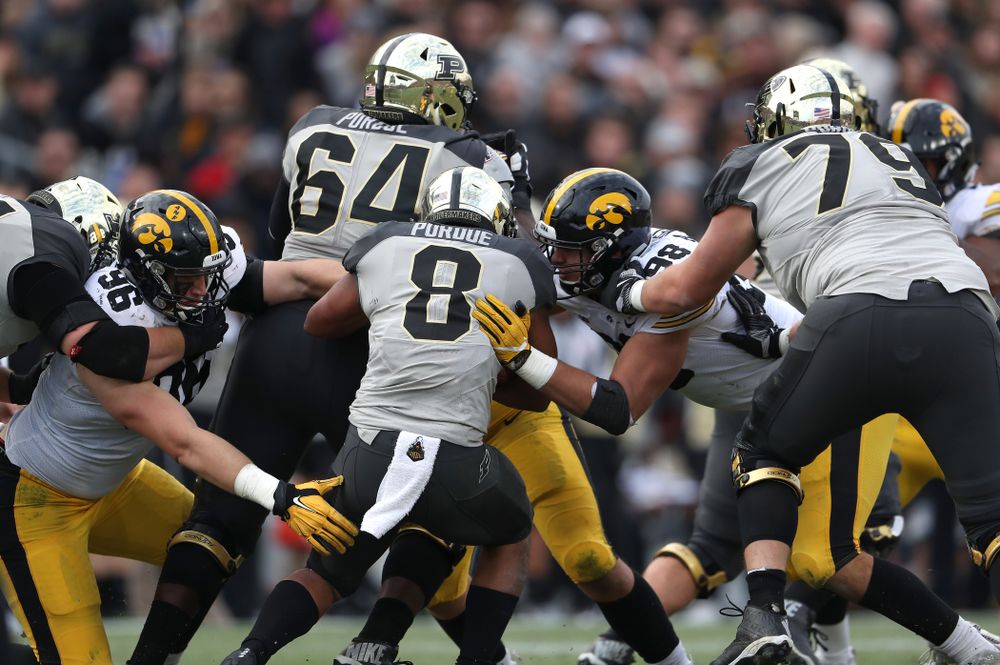 Iowa Hawkeyes defensive end Matt Nelson (96) and defensive end Anthony Nelson (98) against the Purdue Boilermakers Saturday, November 3, 2018 Ross Ade Stadium in West Lafayette, Ind. (Brian Ray/hawkeyesports.com)