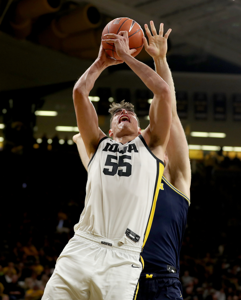 Iowa Hawkeyes forward Luka Garza (55) against the Michigan Wolverines Friday, January 17, 2020 at Carver-Hawkeye Arena. (Brian Ray/hawkeyesports.com)