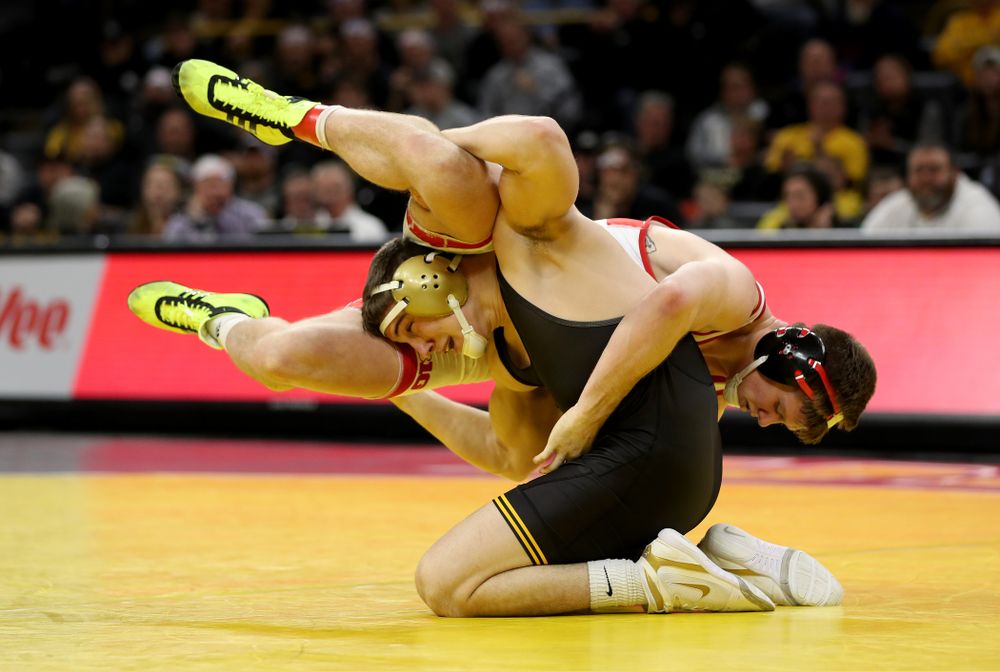 Iowa’s Abe Assad wrestles Nebraska’s Taylor Venz at 184 pounds Saturday, January 18, 2020 at Carver-Hawkeye Arena. Assad won the match 6-4. (Brian Ray/hawkeyesports.com)