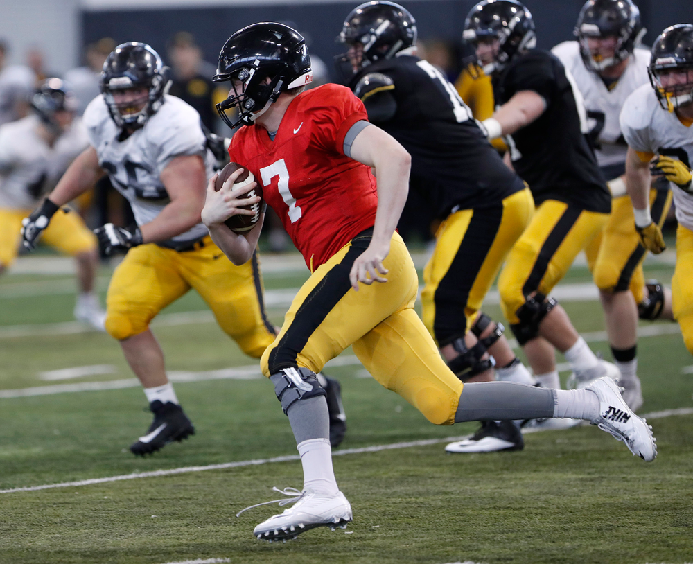 Spencer Petras -- University of Iowa spring football practice No. 6 on March 31, 2018, in Iowa City, Iowa. (Darren Miller/hawkeyesports.com)