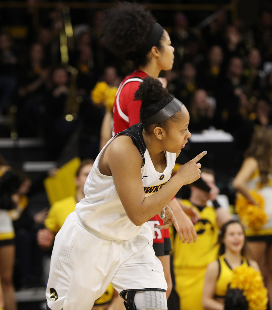 Iowa Hawkeyes guard Tania Davis (11) against the Rutgers Scarlet Knights Wednesday, January 23, 2019 at Carver-Hawkeye Arena. (Brian Ray/hawkeyesports.com)