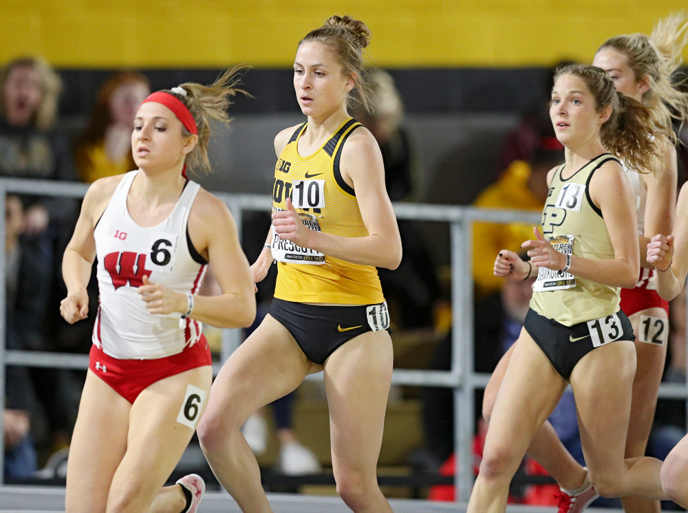 Iowa’s Elyse Prescott runs the women’s 3000 meter run premier event during the Larry Wieczorek Invitational at the Recreation Building in Iowa City on Saturday, January 18, 2020. (Stephen Mally/hawkeyesports.com)