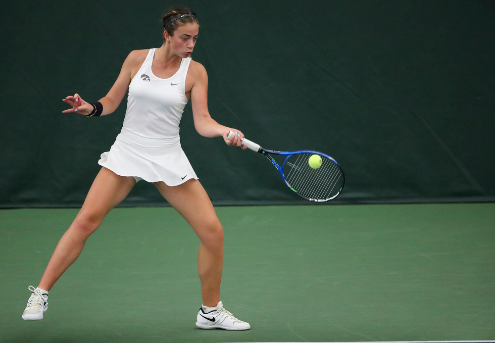 Sophie Clark returns a shot in a singles match during the second day of the ITA Central Regional Championships at the Hawkeye Tennis and Recreation Complex on October 13, 2018. (Tork Mason/hawkeyesports.com)
