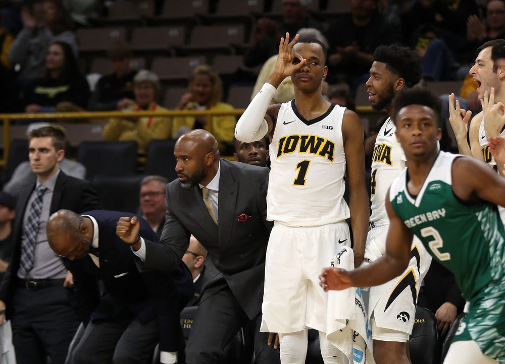 Iowa Hawkeyes guard Maishe Dailey (1) and assistant coach Andrew Francis against UW Green Bay Sunday, November 11, 2018 at Carver-Hawkeye Arena. (Brian Ray/hawkeyesports.com)