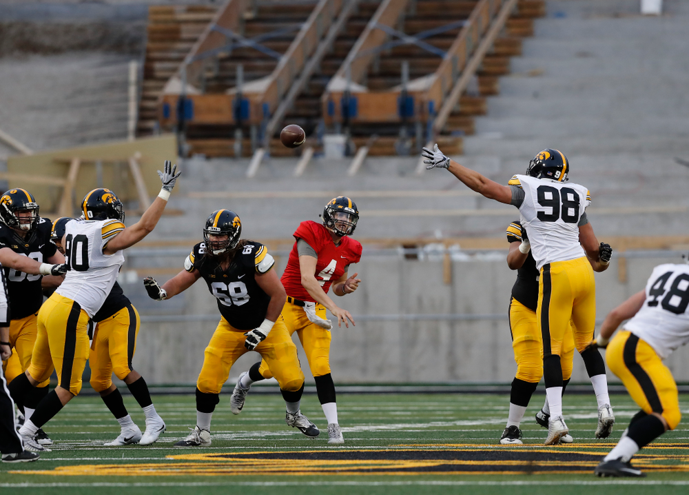 Iowa Hawkeyes quarterback Nathan Stanley (4) during the final spring practice Friday, April 20, 2018 at Kinnick Stadium. (Brian Ray/hawkeyesports.com)