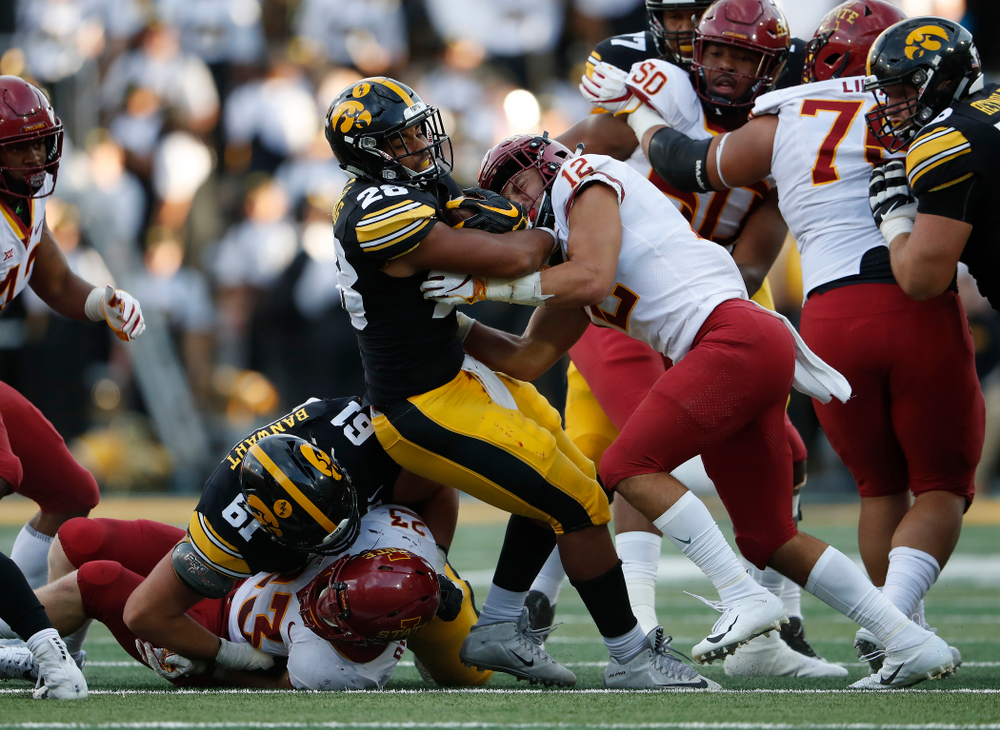 Iowa Hawkeyes running back Toren Young (28) against the Iowa State Cyclones Saturday, September 8, 2018 at Kinnick Stadium. (Brian Ray/hawkeyesports.com)