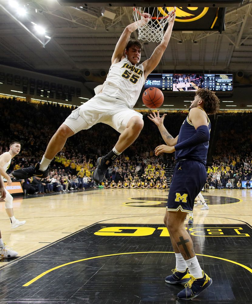 Iowa Hawkeyes forward Luka Garza (55) dunks the ball against the Michigan Wolverines Friday, February 1, 2019 at Carver-Hawkeye Arena. (Brian Ray/hawkeyesports.com)