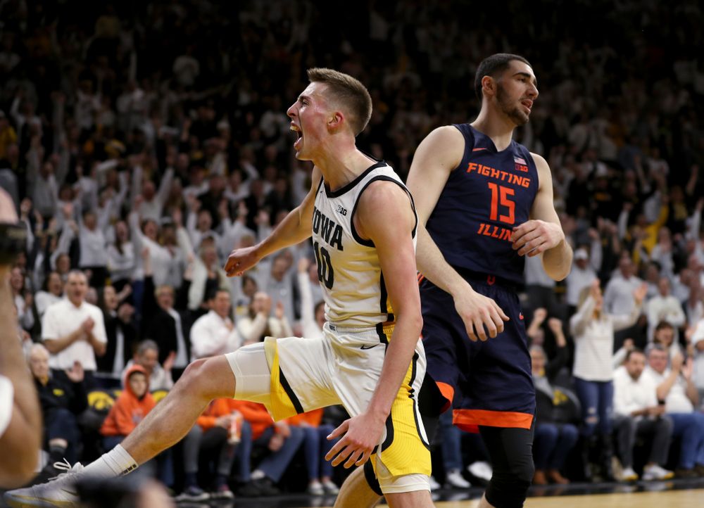 Iowa Hawkeyes guard Joe Wieskamp (10) reacts after dunking the ball against the Illinois Fighting Illini Sunday, February 2, 2020 at Carver-Hawkeye Arena. (Brian Ray/hawkeyesports.com)