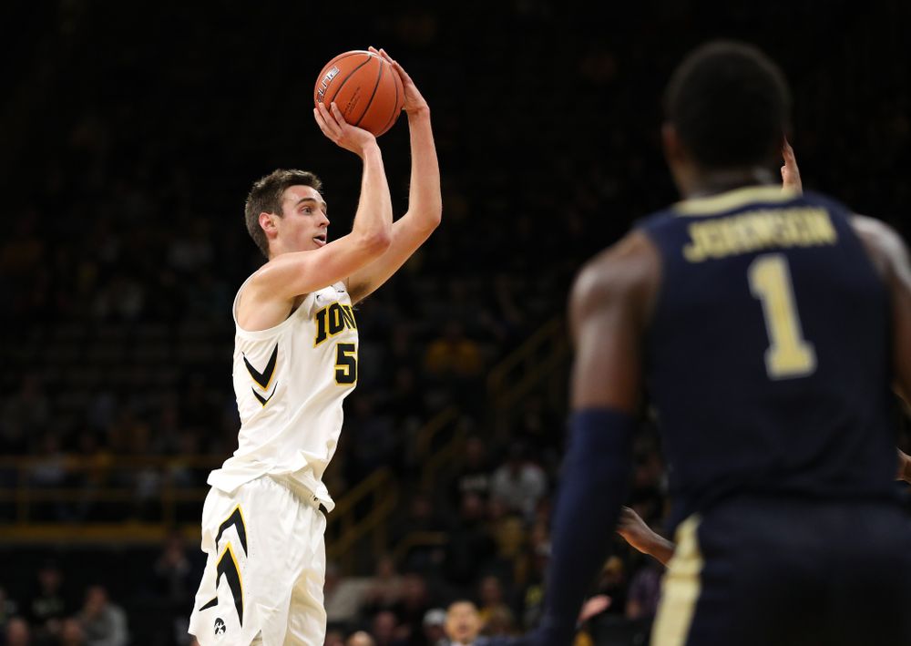Iowa Hawkeyes forward Nicholas Baer (51) against the Pitt Panthers Tuesday, November 27, 2018 at Carver-Hawkeye Arena. (Brian Ray/hawkeyesports.com)