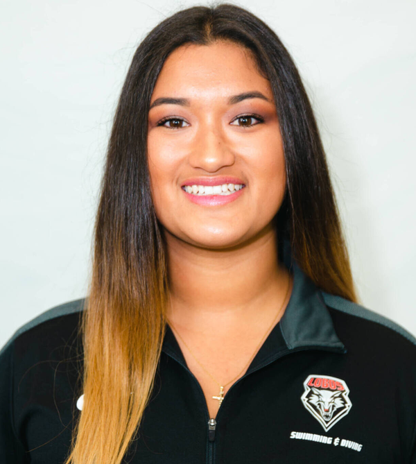 Hannah Tiendas - Women's Swimming and Diving - University of New Mexico Lobos Athletics