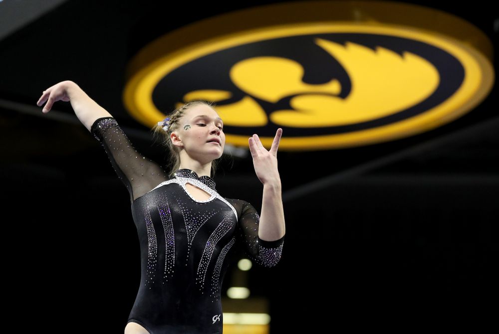 Iowa’s Allyson Steffensmeier competes on the beam against Michigan State Saturday, February 1, 2020 at Carver-Hawkeye Arena. (Brian Ray/hawkeyesports.com)
