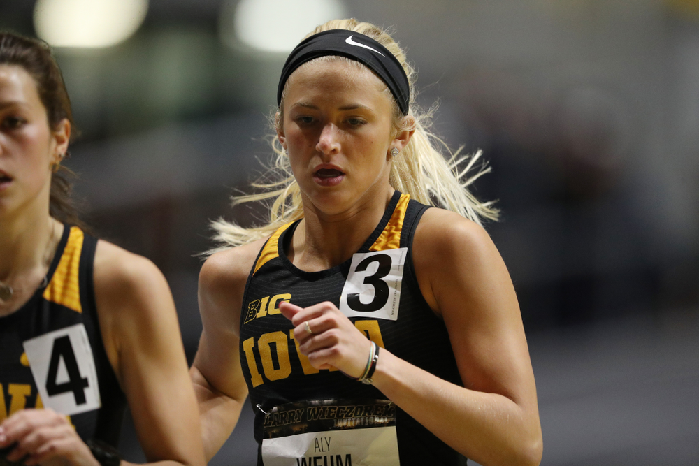 Iowa's Aly Weum runs the 600 meter premier during the 2019 Larry Wieczorek Invitational Friday, January 18, 2019 at the Hawkeye Tennis and Recreation Center. (Brian Ray/hawkeyesports.com)
