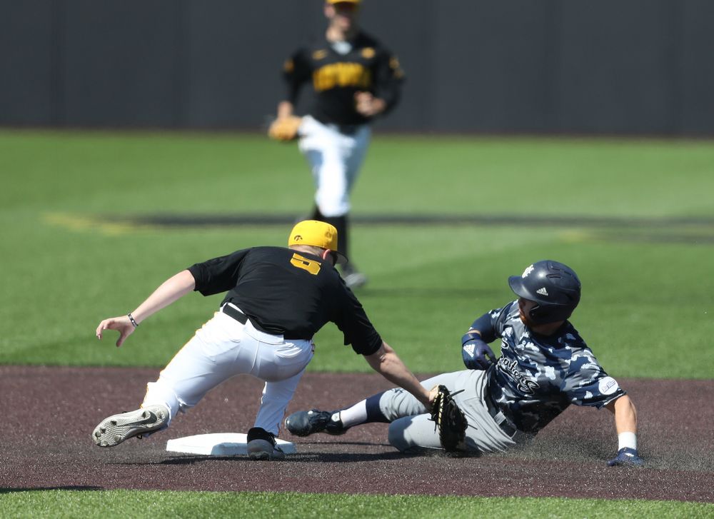 Iowa Hawkeyes Zeb Adreon (5) during game two against UC Irvine Saturday, May 4, 2019 at Duane Banks Field. (Brian Ray/hawkeyesports.com)