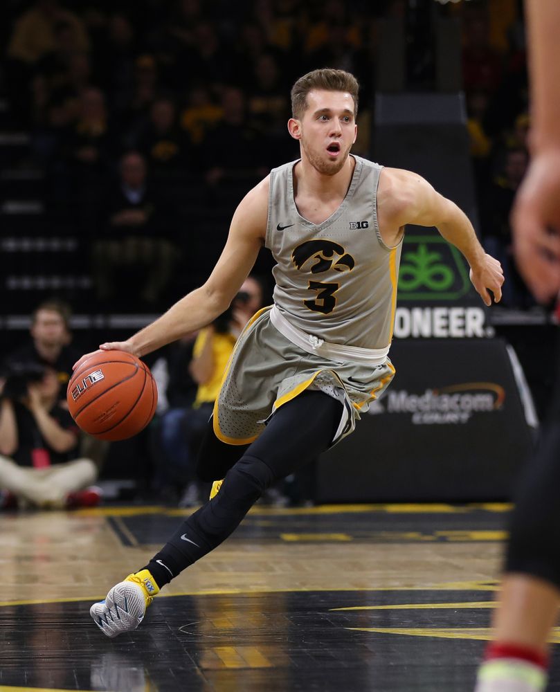 Iowa Hawkeyes guard Jordan Bohannon (3) against the Nebraska Cornhuskers Sunday, January 6, 2019 at Carver-Hawkeye Arena. (Brian Ray/hawkeyesports.com)