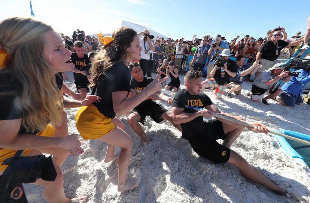 The Iowa Spirit Squad competes in a tug-o-war against Mississippi State during the Outback Bowl Beach Day Sunday, December 30, 2018 at Clearwater Beach. (Brian Ray/hawkeyesports.com)