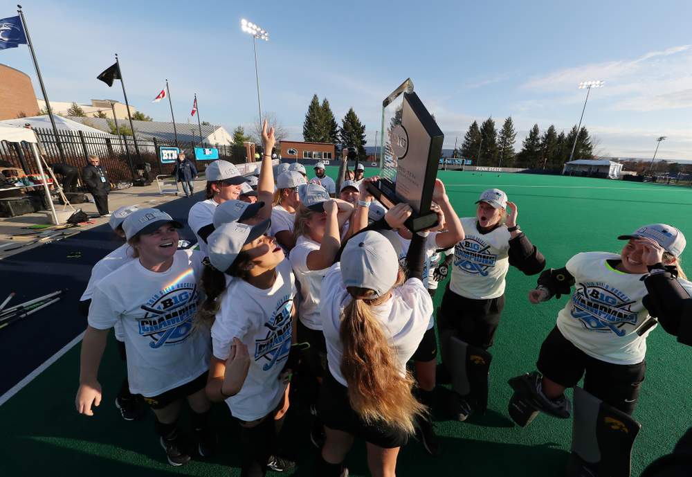The Iowa Hawkeyes celebrate their victory over Penn State in the 2019 Big Ten Field Hockey Tournament Championship Game Sunday, November 10, 2019 in State College. (Brian Ray/hawkeyesports.com)