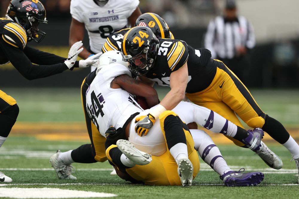 Iowa Hawkeyes defensive back Jake Gervase (30) against the Northwestern Wildcats Saturday, November 10, 2018 at Kinnick Stadium. (Brian Ray/hawkeyesports.com)