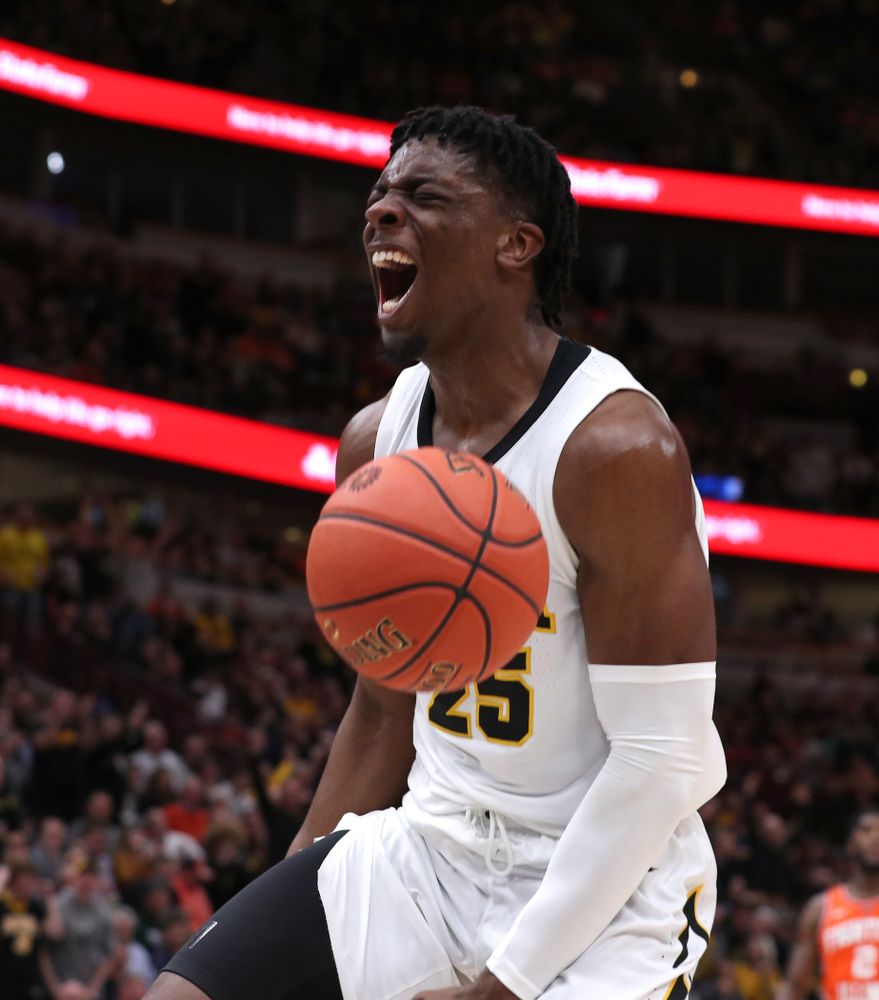 Iowa Hawkeyes forward Tyler Cook (25) against the Illinois Fighting Illini in the 2019 Big Ten Men's Basketball Tournament Thursday, March 14, 2019 at the United Center in Chicago. (Brian Ray/hawkeyesports.com)