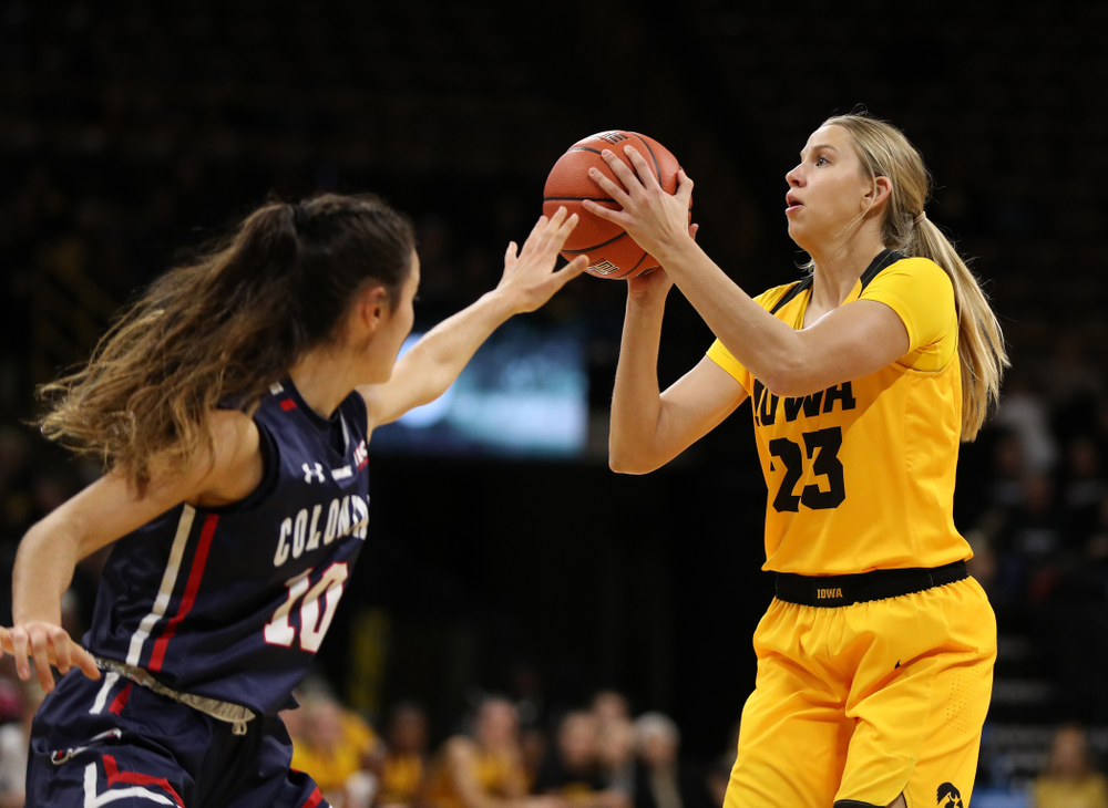 Iowa Hawkeyes forward Logan Cook (23) against the Robert Morris Colonials Sunday, December 2, 2018 at Carver-Hawkeye Arena. (Brian Ray/hawkeyesports.com)
