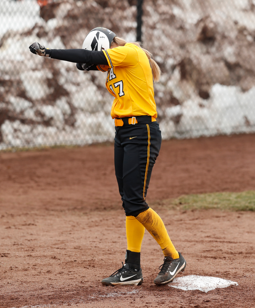 Iowa Hawkeyes outfielder Allie Wood (17) against UW Green Bay Tuesday, March 27, 2018 at Bob Pearl Field. (Brian Ray/hawkeyesports.com)