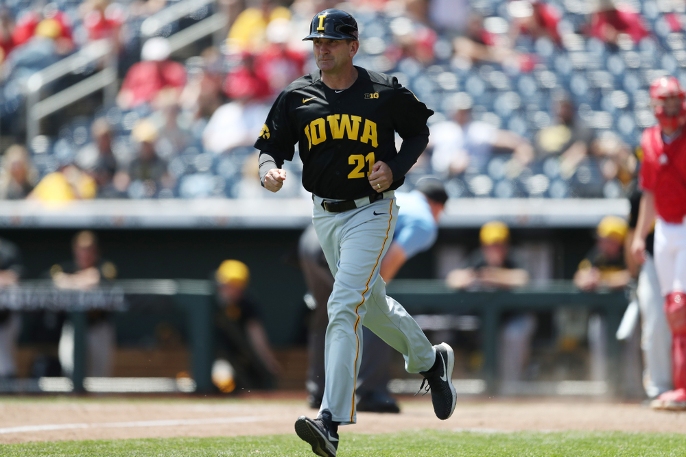 Iowa Hawkeyes head coach Rick Heller against the Nebraska Cornhuskers in the first round of the Big Ten Baseball Tournament Friday, May 24, 2019 at TD Ameritrade Park in Omaha, Neb. (Brian Ray/hawkeyesports.com)