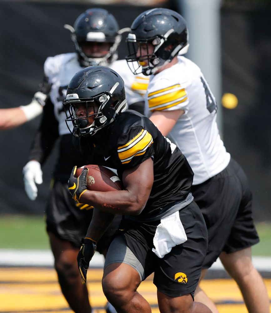 Iowa Hawkeyes running back Henry Geil (30) during fall camp practice No. 9 Friday, August 10, 2018 at the Kenyon Practice Facility. (Brian Ray/hawkeyesports.com)