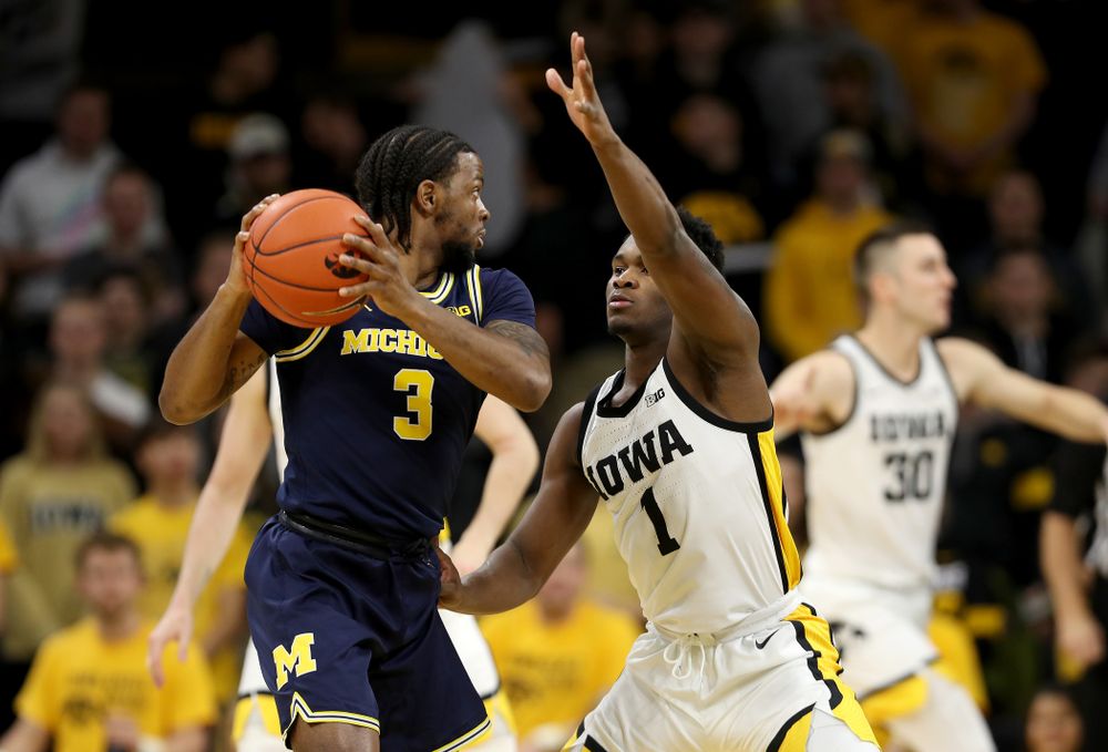Iowa Hawkeyes guard Joe Toussaint (1) against the Michigan Wolverines Friday, January 17, 2020 at Carver-Hawkeye Arena. (Brian Ray/hawkeyesports.com)