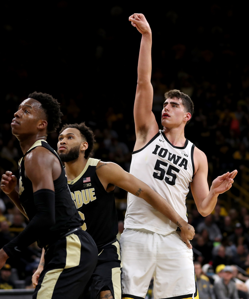 Iowa Hawkeyes forward Luka Garza (55) against the Purdue Boilermakers Tuesday, March 3, 2020 at Carver-Hawkeye Arena. (Brian Ray/hawkeyesports.com)
