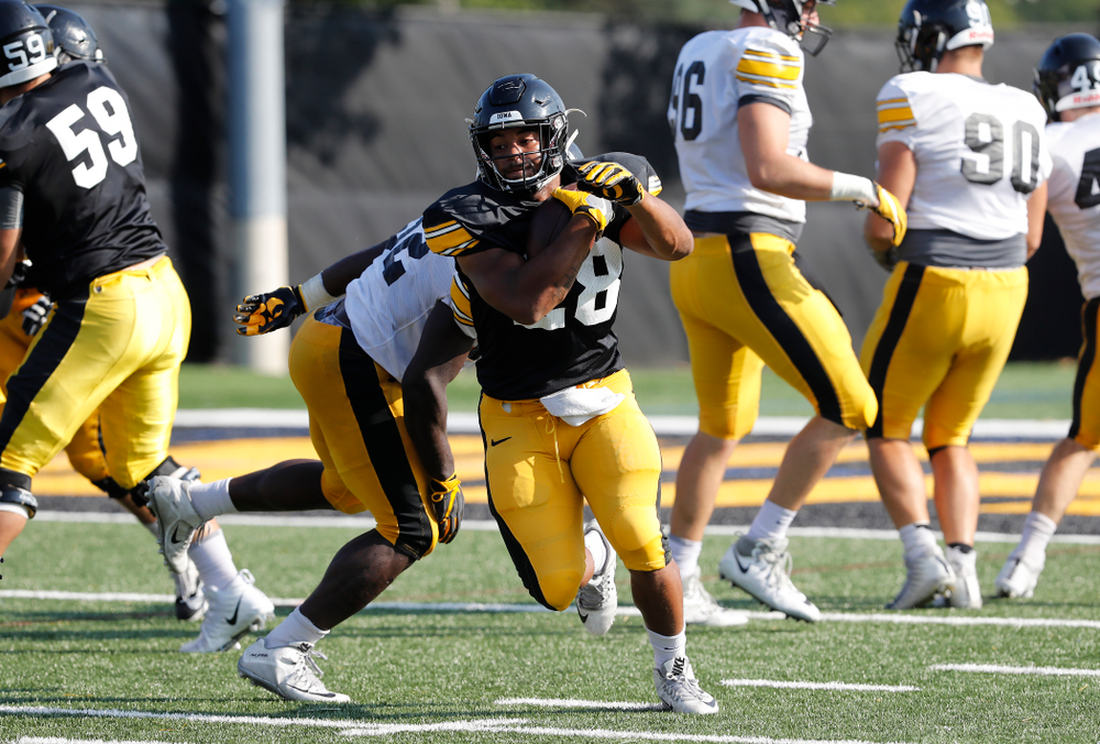 Iowa Hawkeyes running back Toren Young (28) during camp practice No. 17 Wednesday, August 22, 2018 at the Kenyon Football Practice Facility. (Brian Ray/hawkeyesports.com)