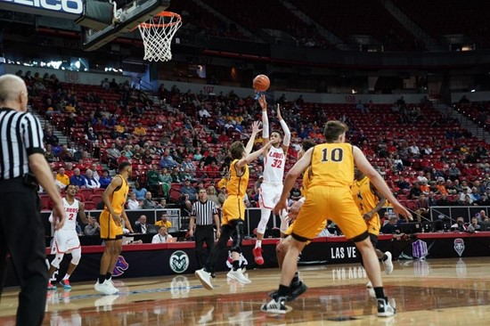 Mw Men S Basketball Vs Wyoming University Of New Mexico Lobos