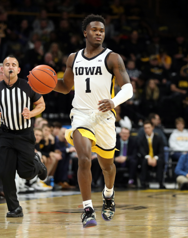 Iowa Hawkeyes guard Joe Toussaint (1) against Oral Roberts Friday, November 15, 2019 at Carver-Hawkeye Arena. (Brian Ray/hawkeyesports.com)