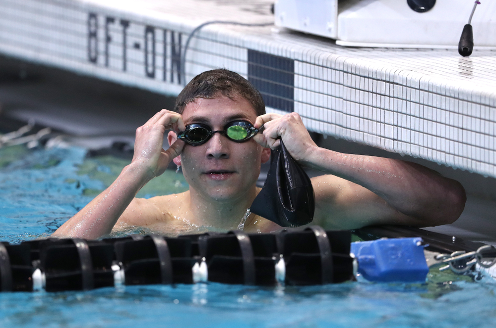 Iowa's Michael Tenney swims in the preliminaries of the 500-yard freestyle during the 2019 Big Ten Swimming and Diving Championships Thursday, February 28, 2019 at the Campus Wellness and Recreation Center. (Brian Ray/hawkeyesports.com)