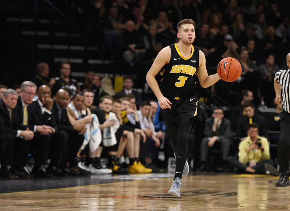 Iowa Hawkeyes guard Jordan Bohannon (3) against the Indiana Hoosiers Friday, February 22, 2019 at Carver-Hawkeye Arena. (Brian Ray/hawkeyesports.com)