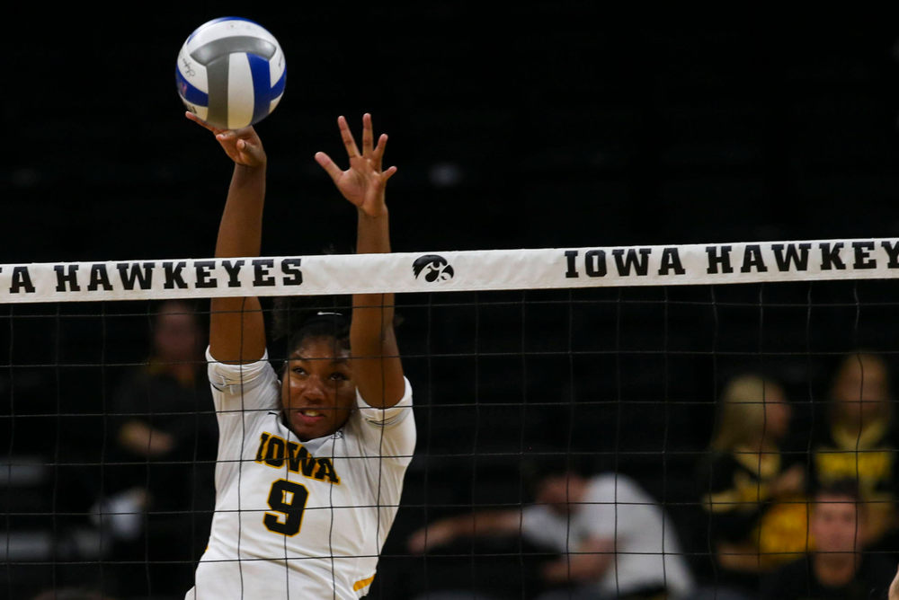 Iowa Hawkeyes middle blocker Amiya Jones (9) against Coastal Carolina Friday, September 20, 2019 at Carver-Hawkeye Arena. (Lily Smith/hawkeyesports.com)