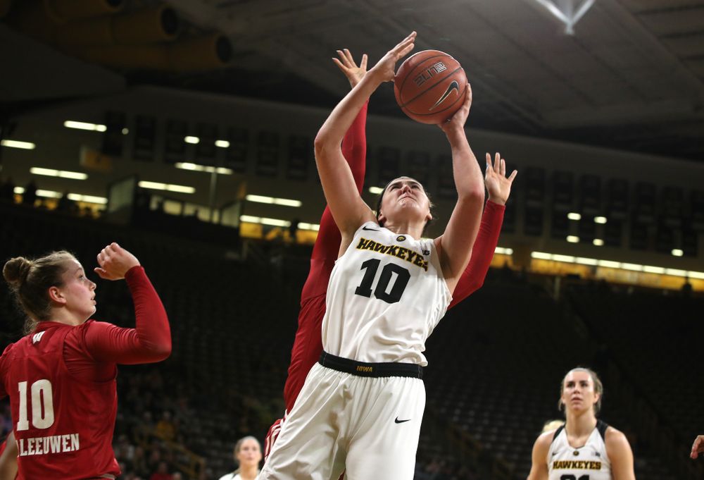 Iowa Hawkeyes forward Megan Gustafson (10) against the Wisconsin Badgers Monday, January 7, 2019 at Carver-Hawkeye Arena. (Brian Ray/hawkeyesports.com)