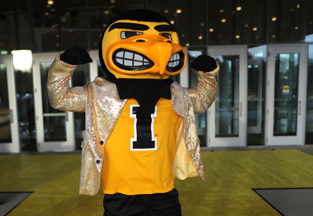 The 2019 Golden Herkys yellow carpet Tuesday, April 23, 2019 at Hancher Auditorium. (Brian Ray/hawkeyesports.com)