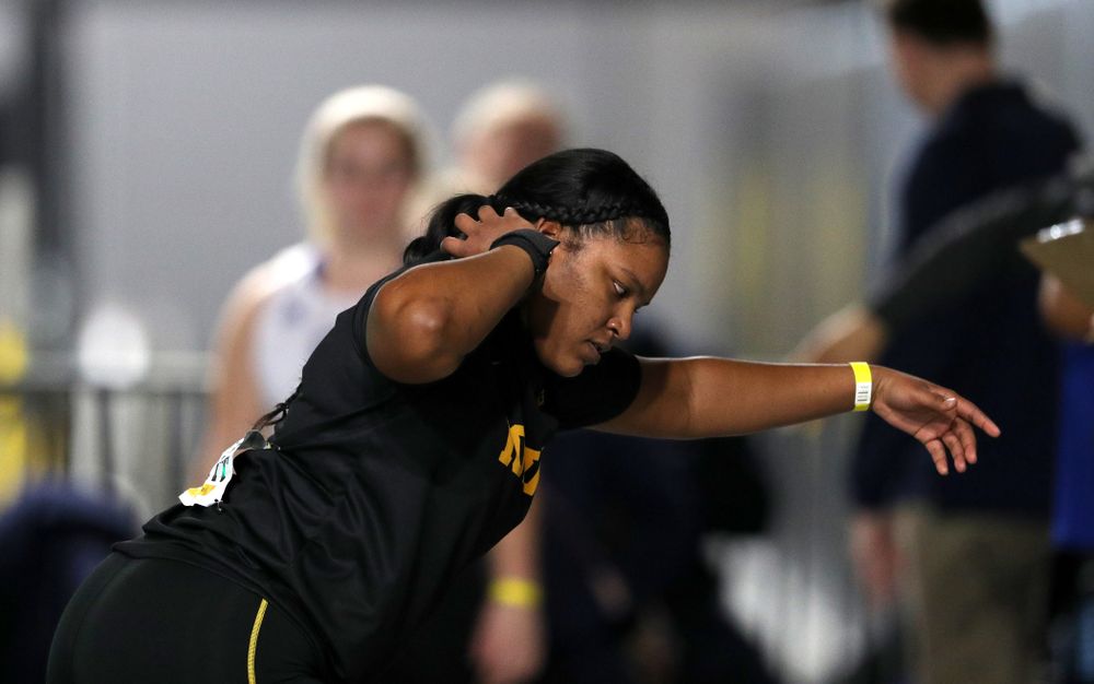 Iowa's Nia Britt competes in the Shot Put during the Black and Gold Premier meet Saturday, January 26, 2019 at the Recreation Building. (Brian Ray/hawkeyesports.com)