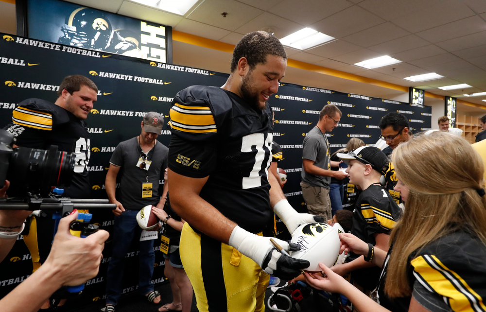 Iowa Hawkeyes offensive lineman Dalton Ferguson (76) during Kids Day Saturday, August 11, 2018 at Kinnick Stadium. (Brian Ray/hawkeyesports.com)