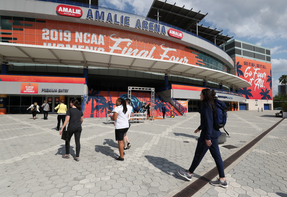 Iowa Hawkeyes forward Megan Gustafson (10) walks to Amalie Arena Thursday, April 4, 2019 in Tampa, FL. (Brian Ray/hawkeyesports.com)