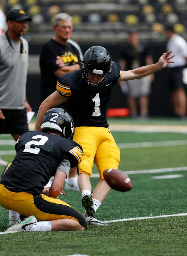 Iowa Hawkeyes place kicker Keith Duncan (1) during Kids Day Saturday, August 11, 2018 at Kinnick Stadium. (Brian Ray/hawkeyesports.com)
