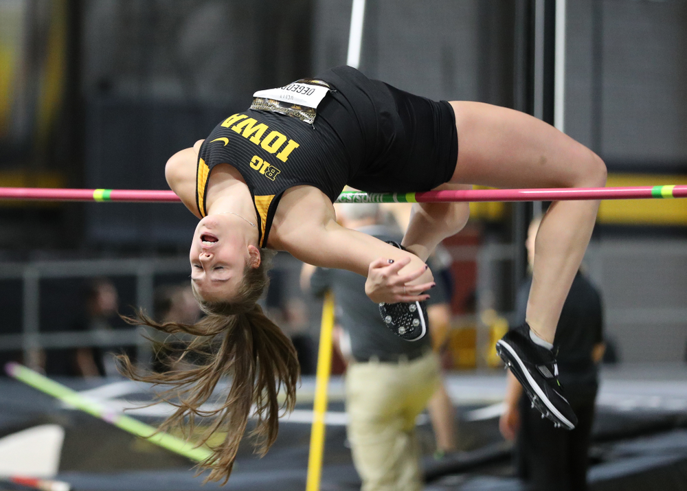 Iowa's Kelli DeGeorge competes in the high jump during the 2019 Larry Wieczorek Invitational Friday, January 18, 2019 at the Hawkeye Tennis and Recreation Center. (Brian Ray/hawkeyesports.com)