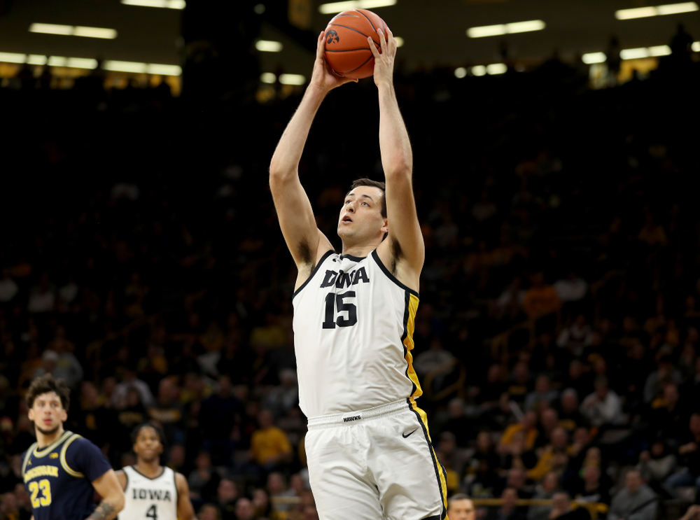 Iowa Hawkeyes forward Ryan Kriener (15) against the Michigan Wolverines Friday, January 17, 2020 at Carver-Hawkeye Arena. (Brian Ray/hawkeyesports.com)