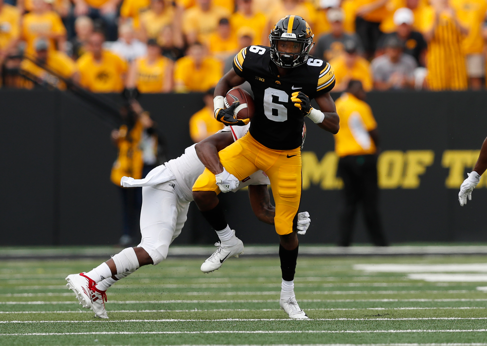Iowa Hawkeyes wide receiver Ihmir Smith-Marsette (6) against the Northern Illinois Huskies Saturday, September 1, 2018 at Kinnick Stadium. (Brian Ray/hawkeyesports.com)