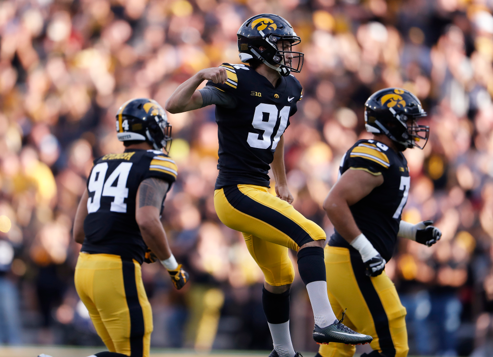Iowa Hawkeyes place kicker Miguel Recinos (91) against the Iowa State Cyclones Saturday, September 8, 2018 at Kinnick Stadium. (Brian Ray/hawkeyesports.com)
