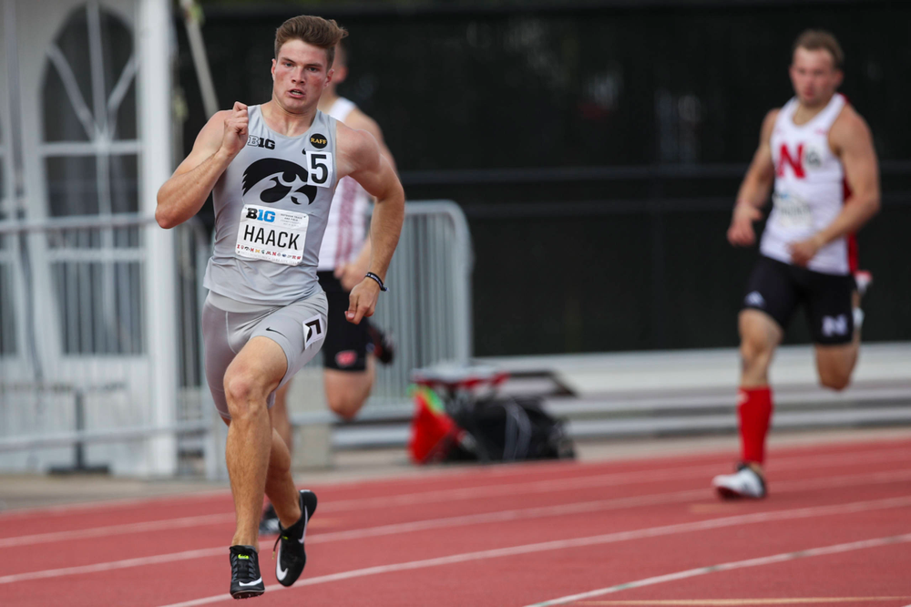 Iowa's Peyton Haack runs the men's 400-meter dash at the Big Ten Outdoor Track and Field Championships at Francis X. Cretzmeyer Track on Friday, May 10, 2019. (Lily Smith/hawkeyesports.com)